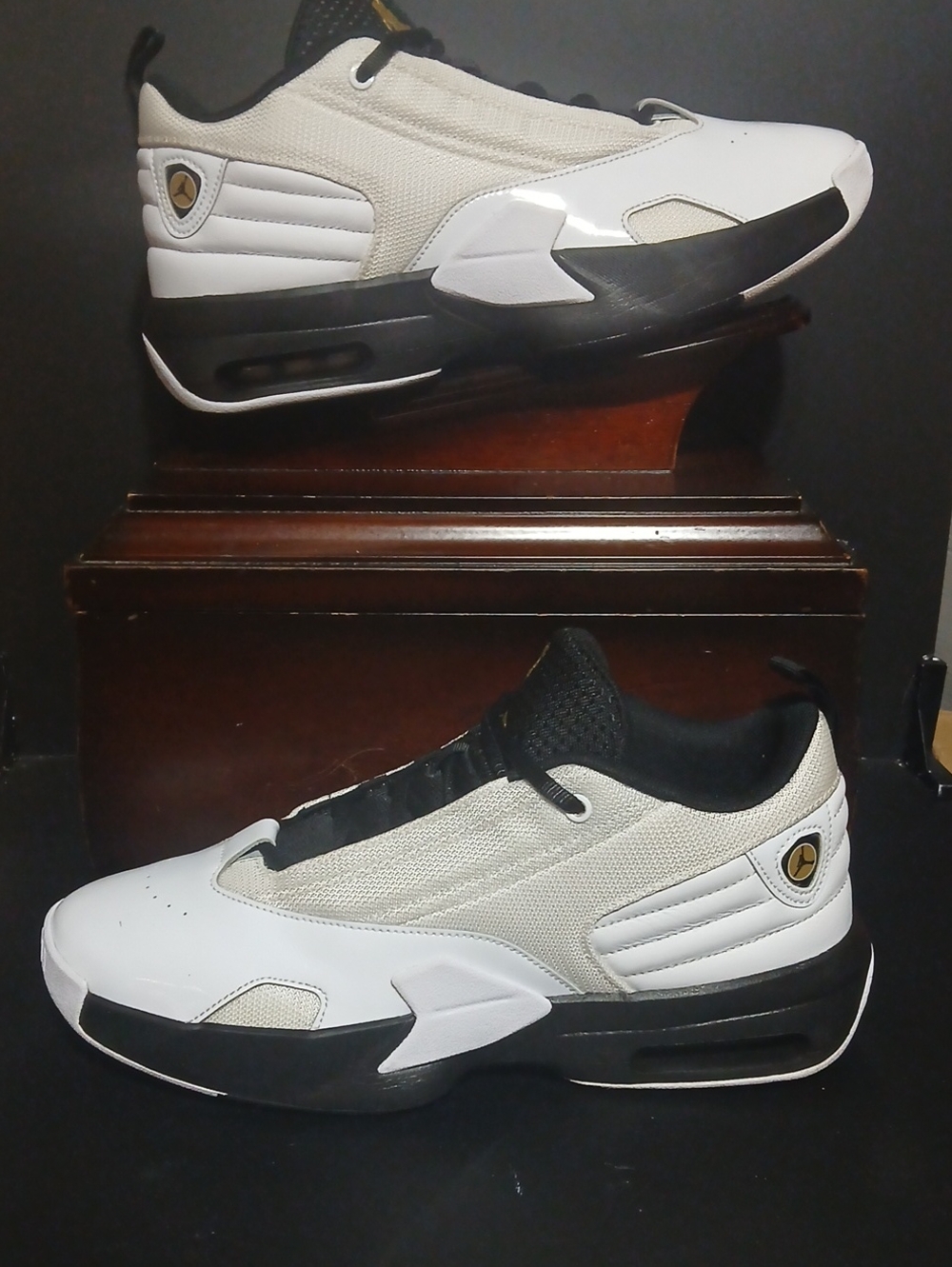 Jordan Max Aura 6 "WHITE GOLD BLACK" (2024) Mens Size-10. 100%AUTHENTIC!